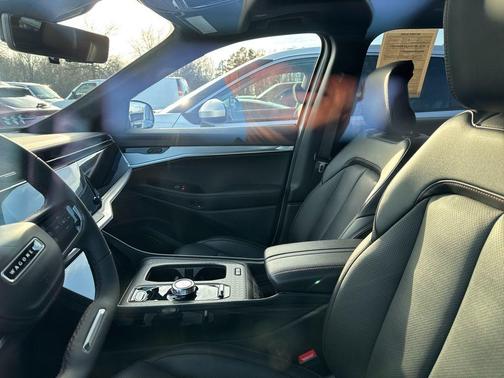 2024 Jeep Wagoneer S Launch Edition