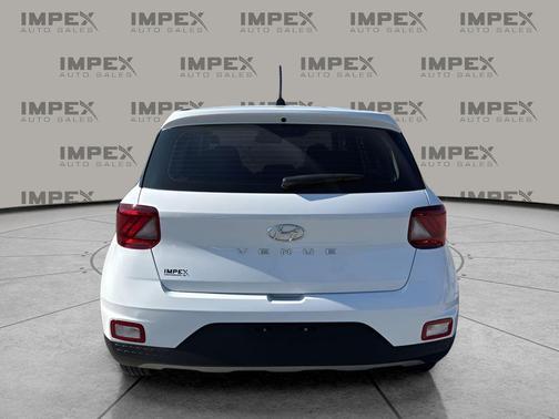 2025 Hyundai VENUE SE