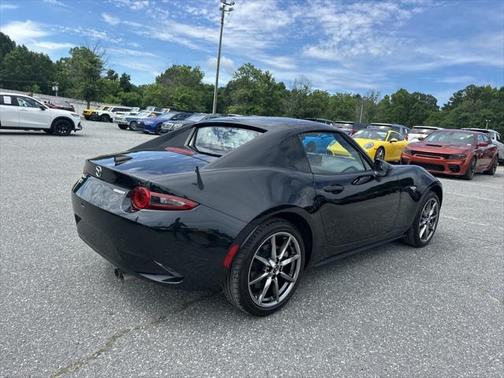 2022 Mazda MX-5 Miata RF Grand Touring