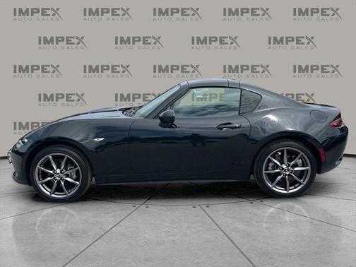 2022 Mazda MX-5 Miata RF Grand Touring