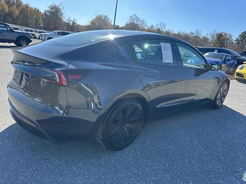 2025 Tesla Model 3 Long Range