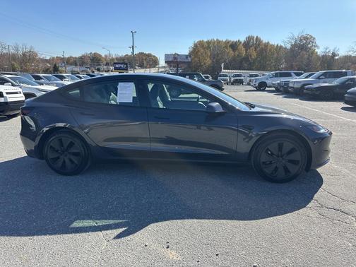 2025 Tesla Model 3 Long Range