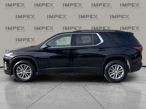 2022 Chevrolet Traverse LT Leather