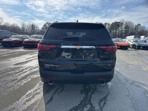 2022 Chevrolet Traverse LT Leather