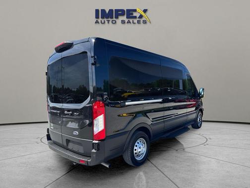 AGATE BLACK METALLIC 2025 Ford Transit-350 XLT