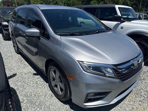 Lunar Silver Metallic 2018 Honda Odyssey EX-L