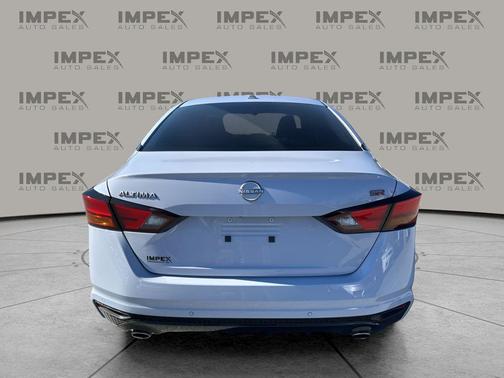 2024 Nissan Altima SR FWD