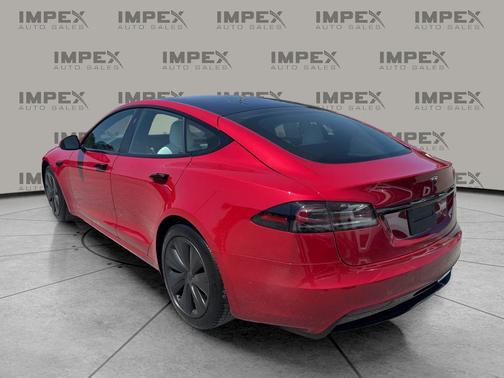 2022 Tesla Model S Base
