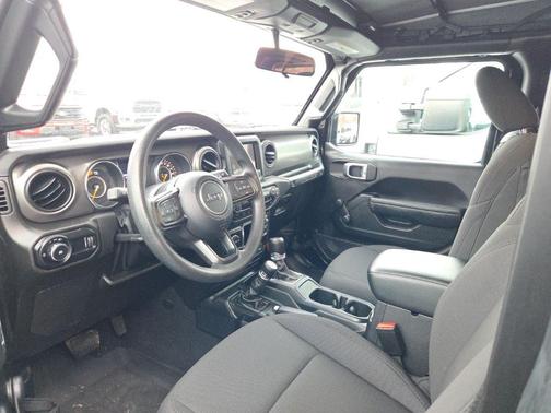 2023 Jeep Wrangler Sport