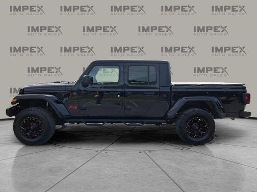 Black Clearcoat 2022 Jeep Gladiator Sport S