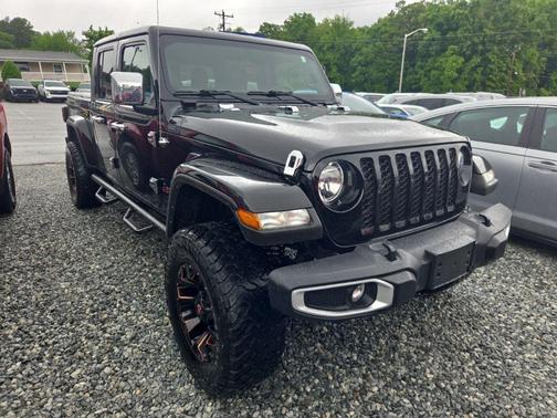 Black Clearcoat 2022 Jeep Gladiator Sport S