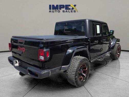 Black Clearcoat 2022 Jeep Gladiator Sport S