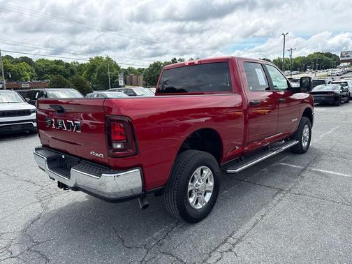 Molten Red Pearlcoat 2026 RAM 2500 Big Horn Crew Cab 4x4 6'4' Box