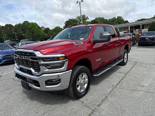 Molten Red Pearlcoat 2026 RAM 2500 Big Horn Crew Cab 4x4 6'4' Box