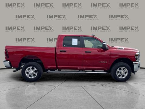 Molten Red Pearlcoat 2026 RAM 2500 Big Horn Crew Cab 4x4 6'4' Box