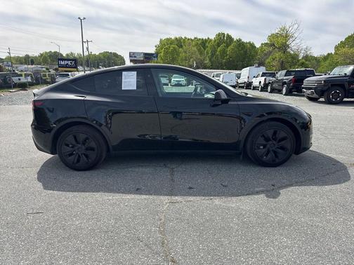 2025 Tesla Model Y Long Range Dual Motor All-Wheel Drive