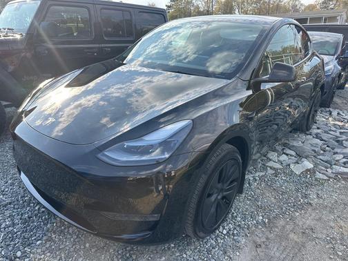 2025 Tesla Model Y Long Range Dual Motor All-Wheel Drive