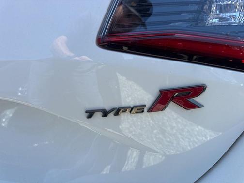 Championship White 2025 Honda Civic Type R