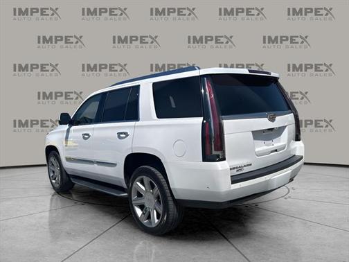 2017 Cadillac Escalade Luxury