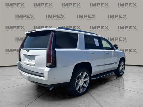 2017 Cadillac Escalade Luxury