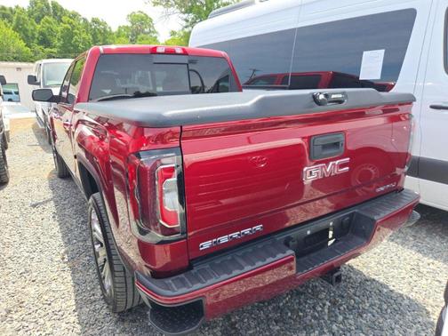 Red Quartz Tintcoat 2018 GMC Sierra 1500 Denali
