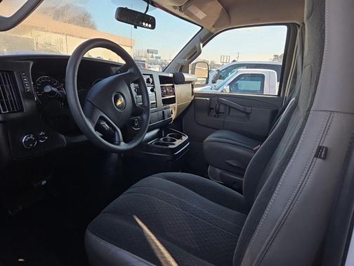 2020 Chevrolet Express 2500 RWD 2500 Regular Wheelbase WT