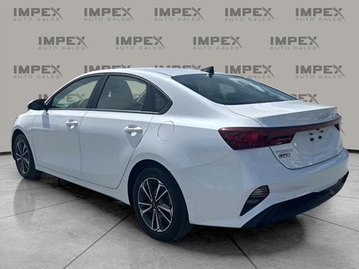 2024 Kia Forte LXS