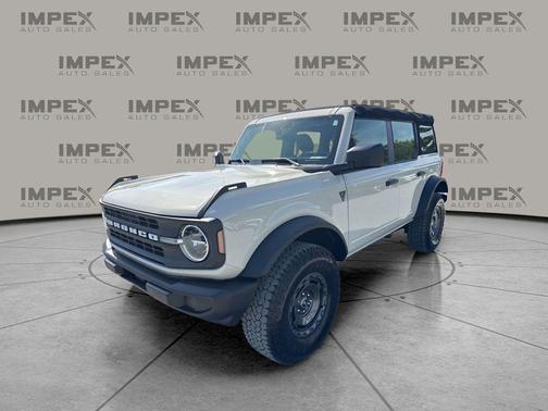 DESERT SAND 2025 Ford Bronco Base