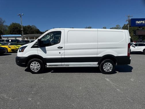 2023 Ford Transit-250 Base