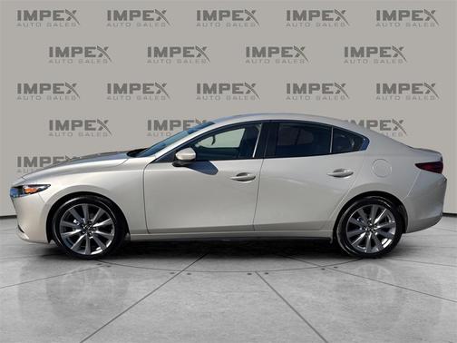 2025 Mazda Mazda3 FWD w/Preferred Package