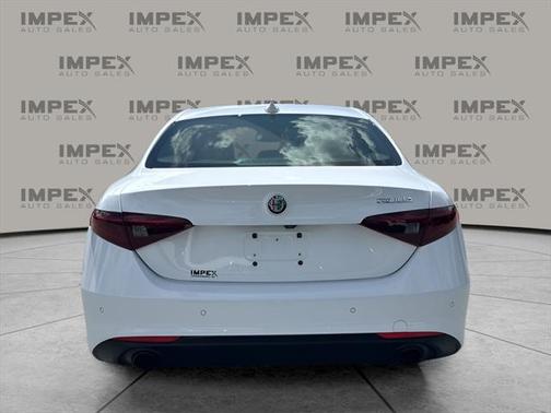 2022 Alfa Romeo Giulia Sprint