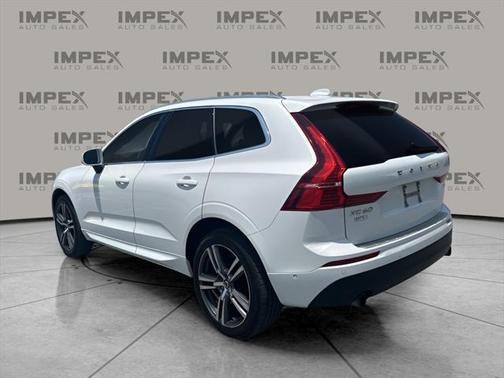 2019 Volvo XC60 T6 Momentum