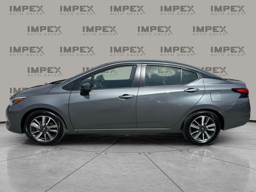 Gun Metallic 2025 Nissan Versa 1.6 SV