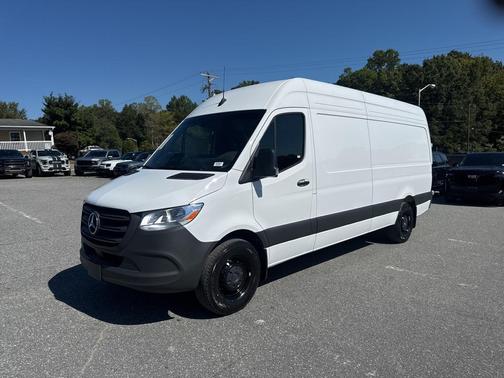 2025 Mercedes-Benz Sprinter 2500 High Roof
