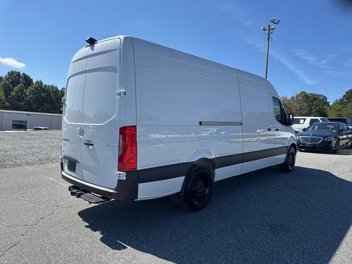 2025 Mercedes-Benz Sprinter 2500 High Roof