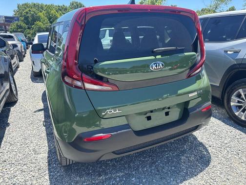 Undercover Green 2020 Kia Soul EX