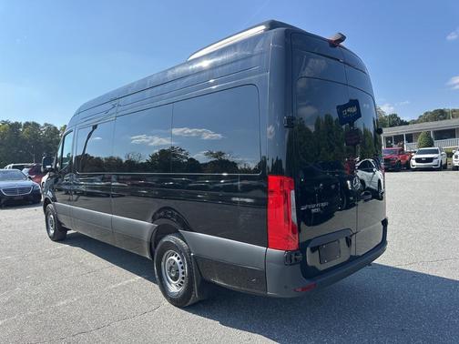 2025 Mercedes-Benz Sprinter 2500 High Roof