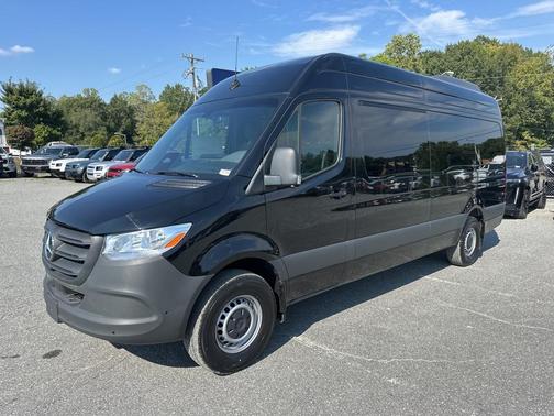 2025 Mercedes-Benz Sprinter 2500 High Roof