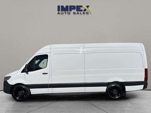 2025 Mercedes-Benz Sprinter 2500 High Roof