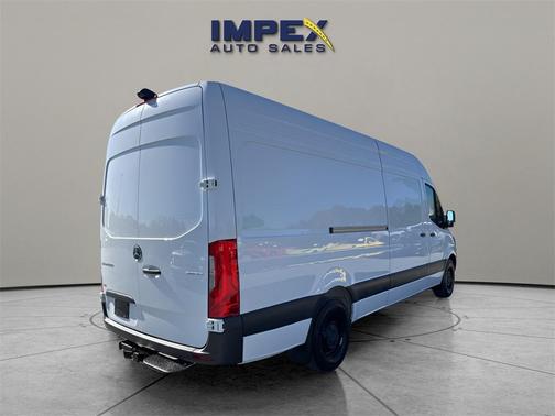 2025 Mercedes-Benz Sprinter 2500 High Roof