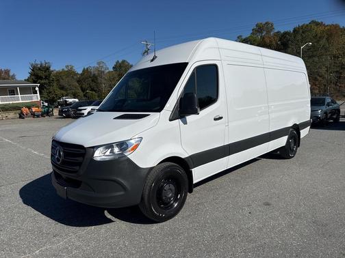 2025 Mercedes-Benz Sprinter 2500 High Roof