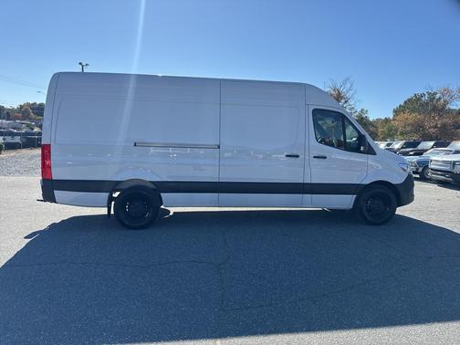 2025 Mercedes-Benz Sprinter 2500 High Roof