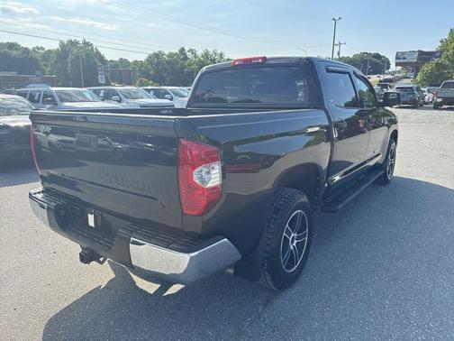 Midnight Black Metallic 2019 Toyota Tundra SR5