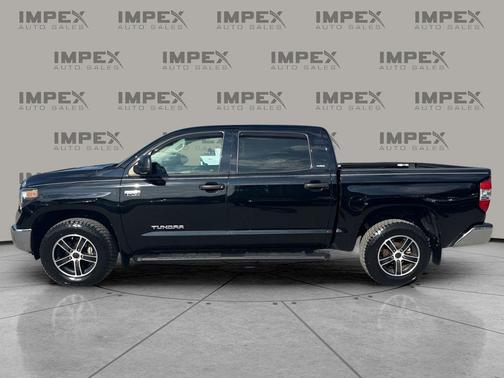 Midnight Black Metallic 2019 Toyota Tundra SR5