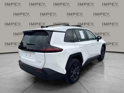 Ice Cap 2026 Toyota RAV4 XLE Premium