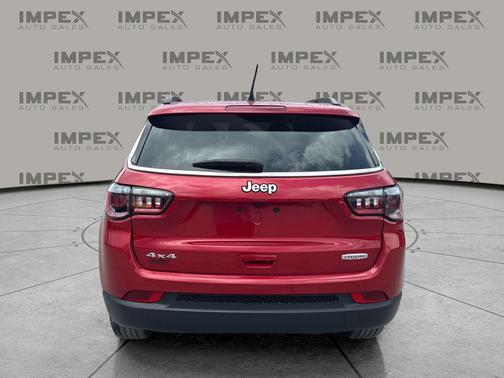 Red Hot Pearlcoat 2025 Jeep Compass Latitude