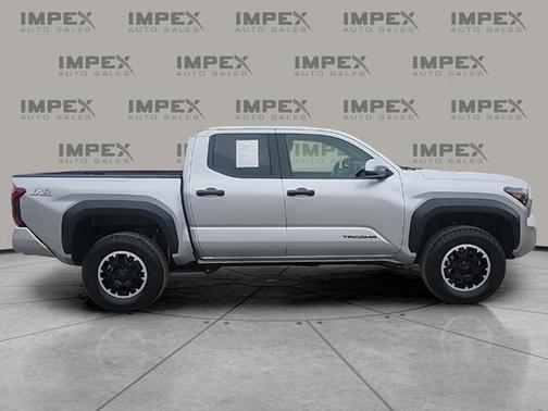 2024 Toyota Tacoma TRD Off-Road