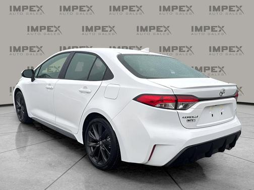 Ice Cap 2026 Toyota Corolla SE