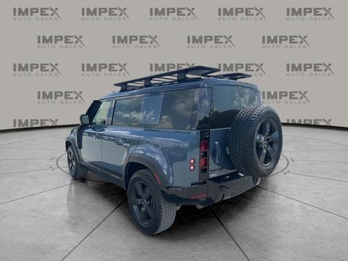 2022 Land Rover Defender 110 X-Dynamic SE