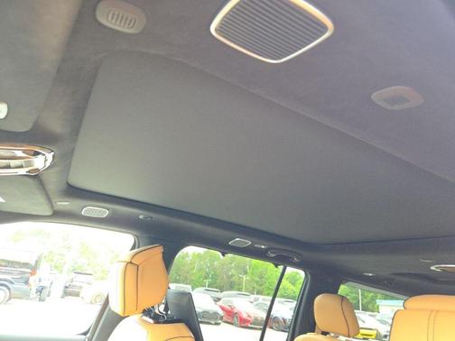 Bright White Clearcoat 2024 Jeep Grand Wagoneer L Series III Obsidian 4x4